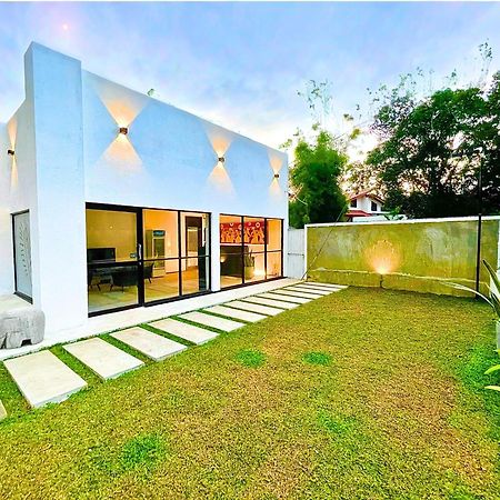 The Ivy Lake Anuradhapura Exterior photo