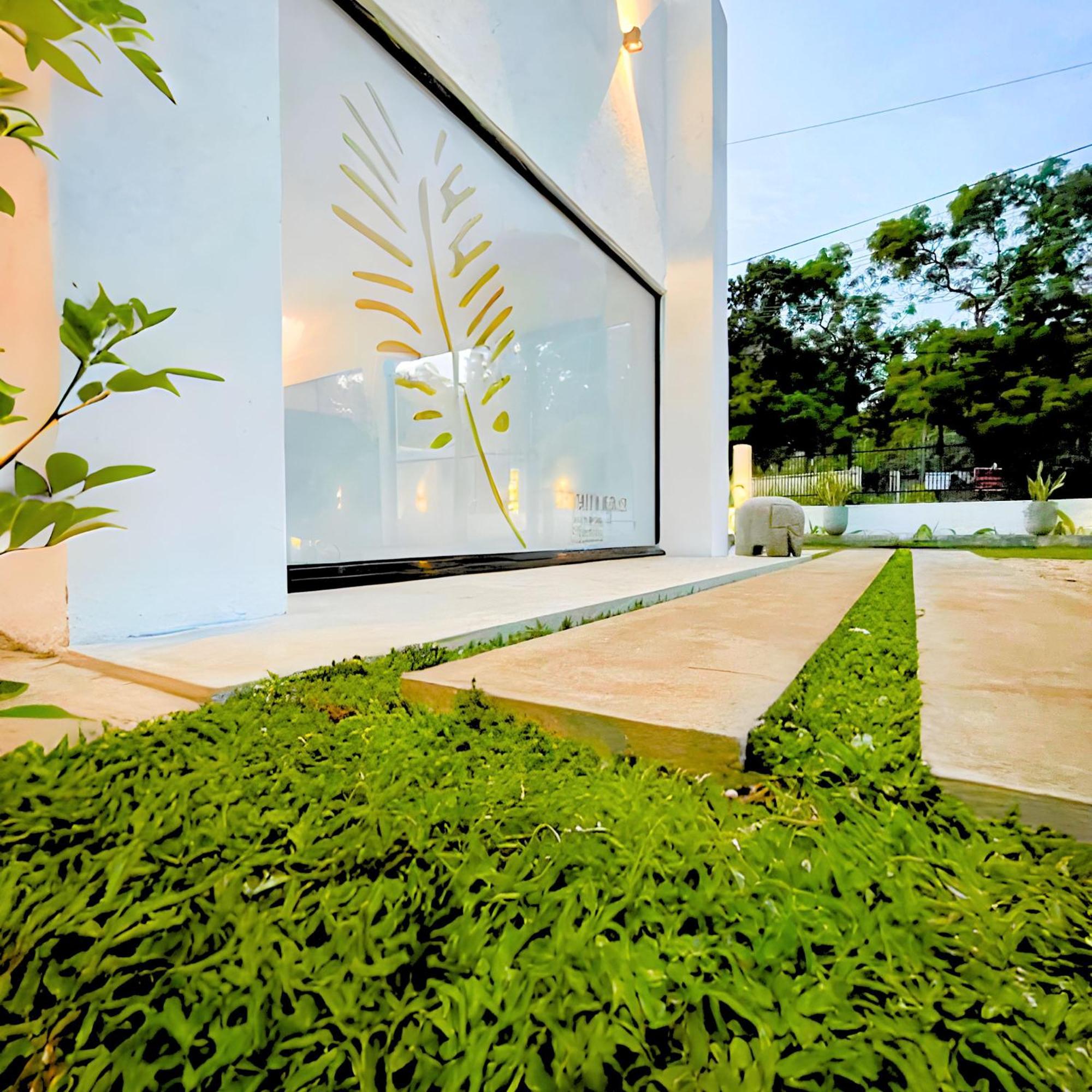 The Ivy Lake Anuradhapura Exterior photo